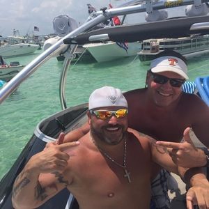 Meet your Posher, Nicky